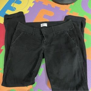 American eagle. AE. Size 2 regular chinos. Black.